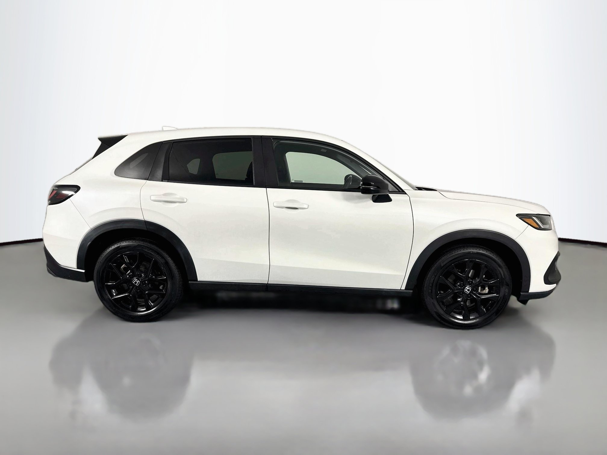 Certified 2023 Honda HR-V Sport image 4