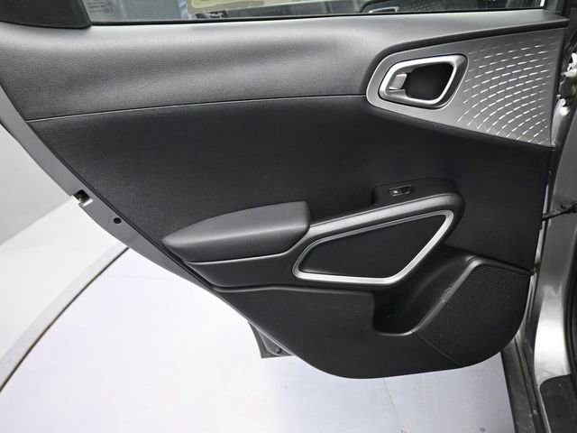 Used 2024 Kia Soul LX w/ Option Group 015 image 41