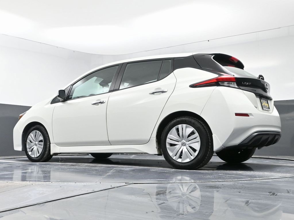 Used 2023 Nissan Leaf S image 50