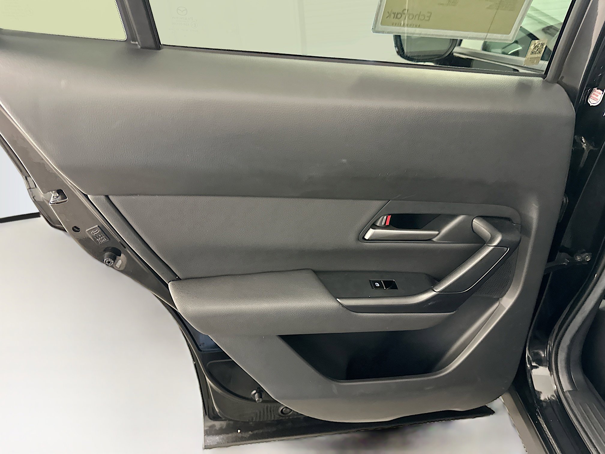 Used 2025 MAZDA CX-50 AWD 2.5 S w/ Premium Package image 28