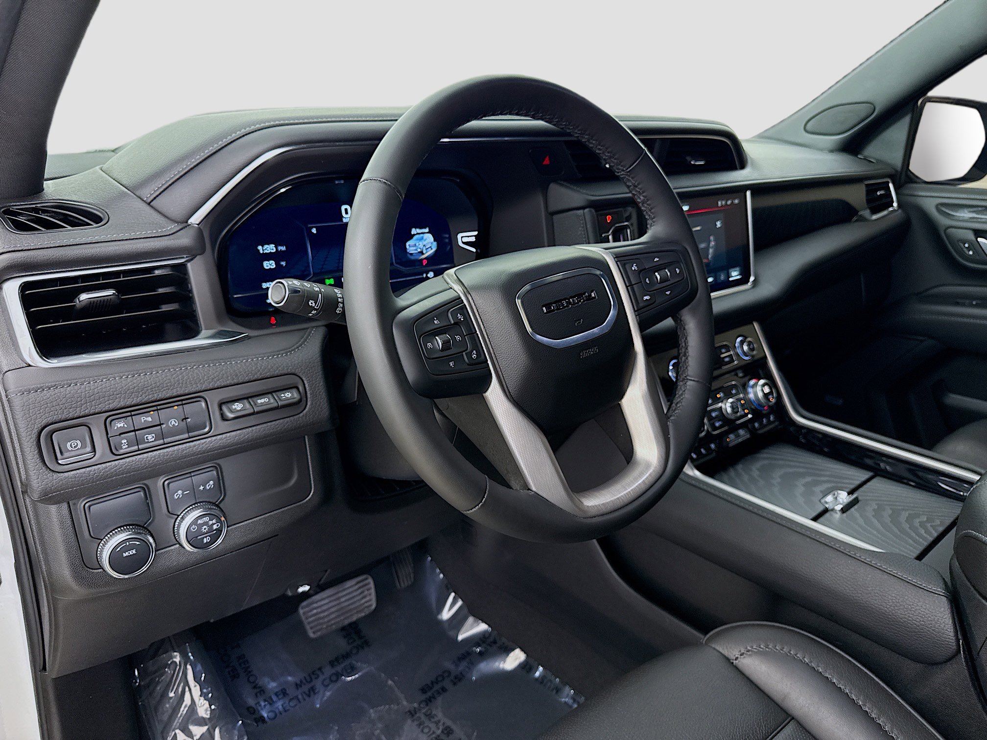 Used 2024 GMC Yukon XL Denali image 9