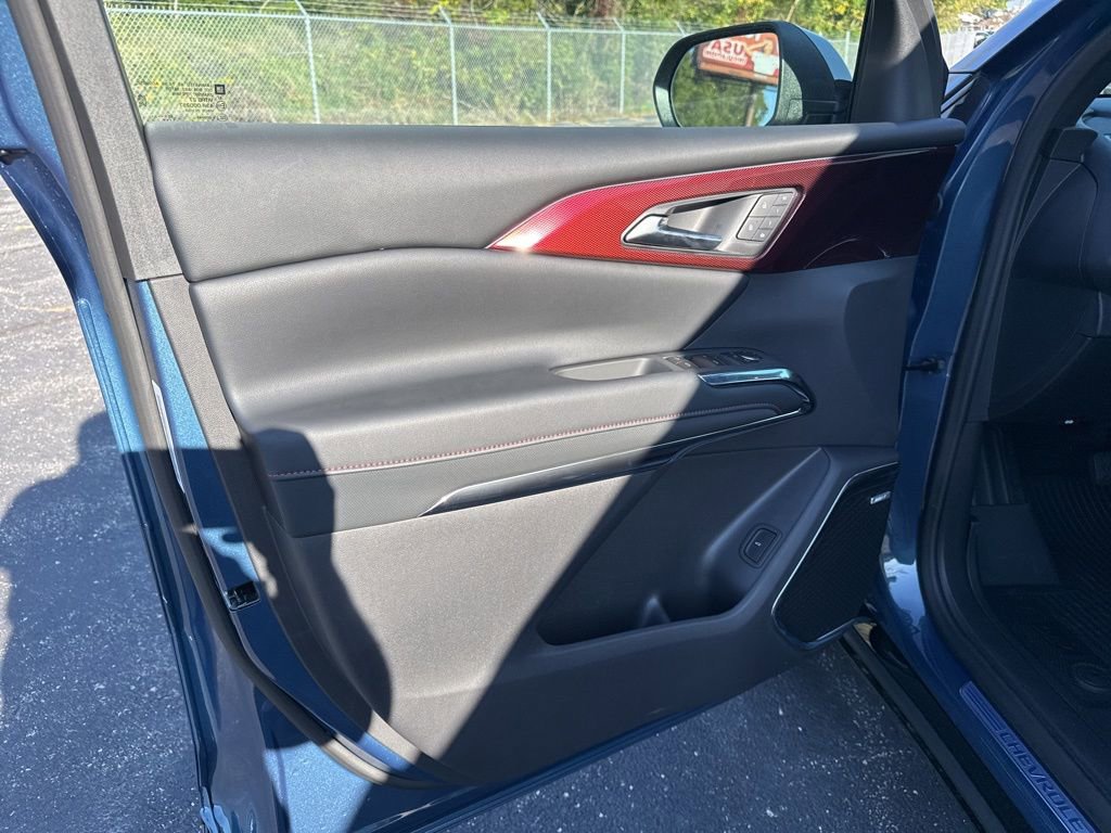 New 2026 Chevrolet Traverse RS w/ LPO, Floor Liner Package image 18