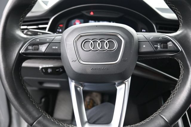 Used 2023 Audi Q8 Prestige AWD/4WD image 10