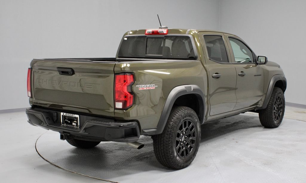 Used 2025 Chevrolet Colorado Trail Boss AWD/4WD image 13
