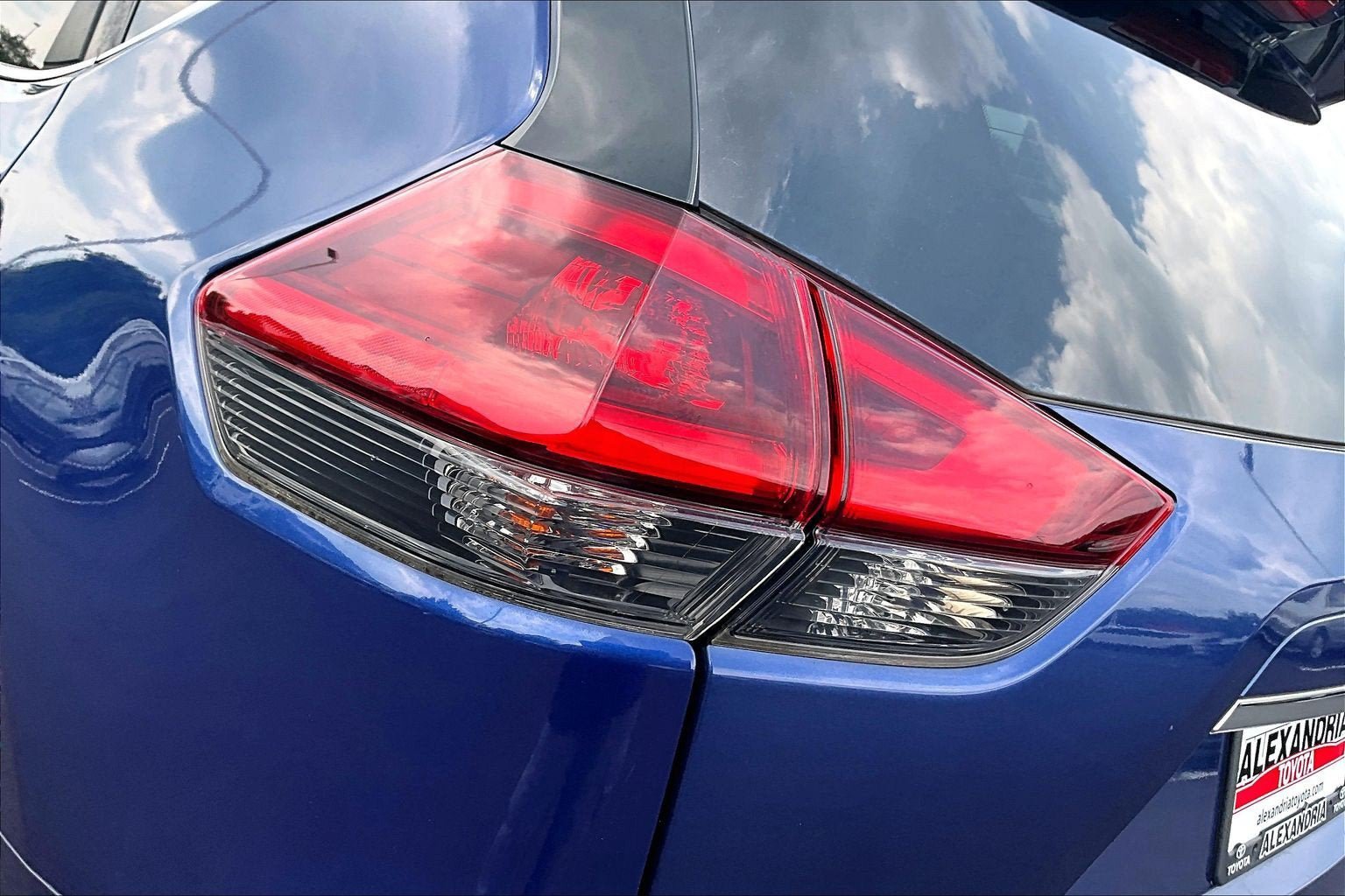 Used 2019 Nissan Rogue SL AWD/4WD image 27