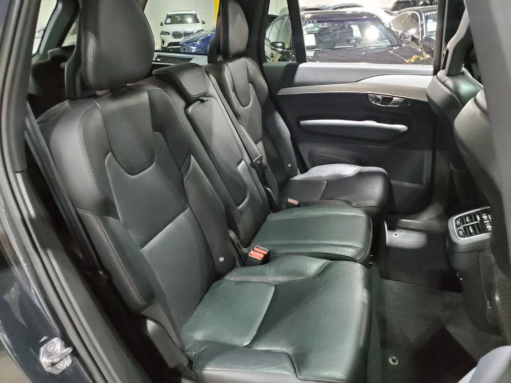 Used 2017 Volvo XC90 T6 Momentum w/ Vision Package AWD/4WD image 21