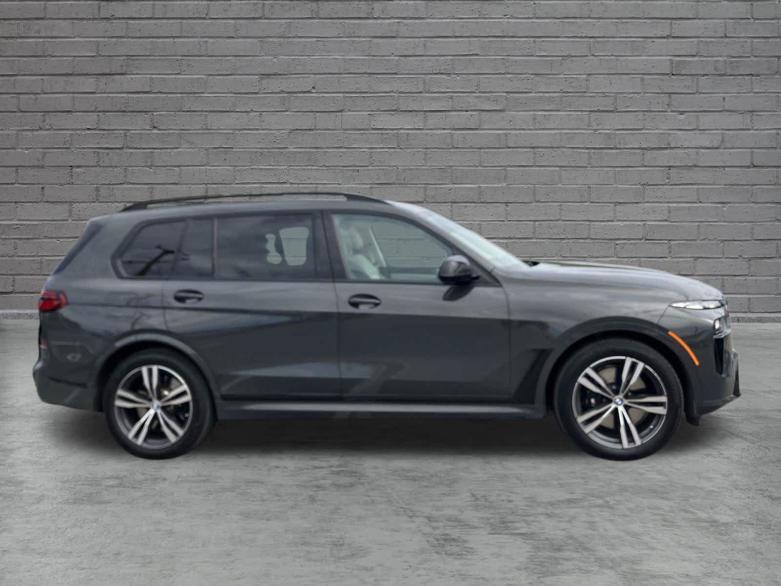 Used 2024 BMW X7 M60i w/ Executive Package AWD/4WD image 6