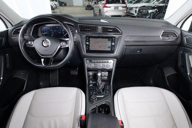 Used 2018 Volkswagen Tiguan SEL Premium image 6