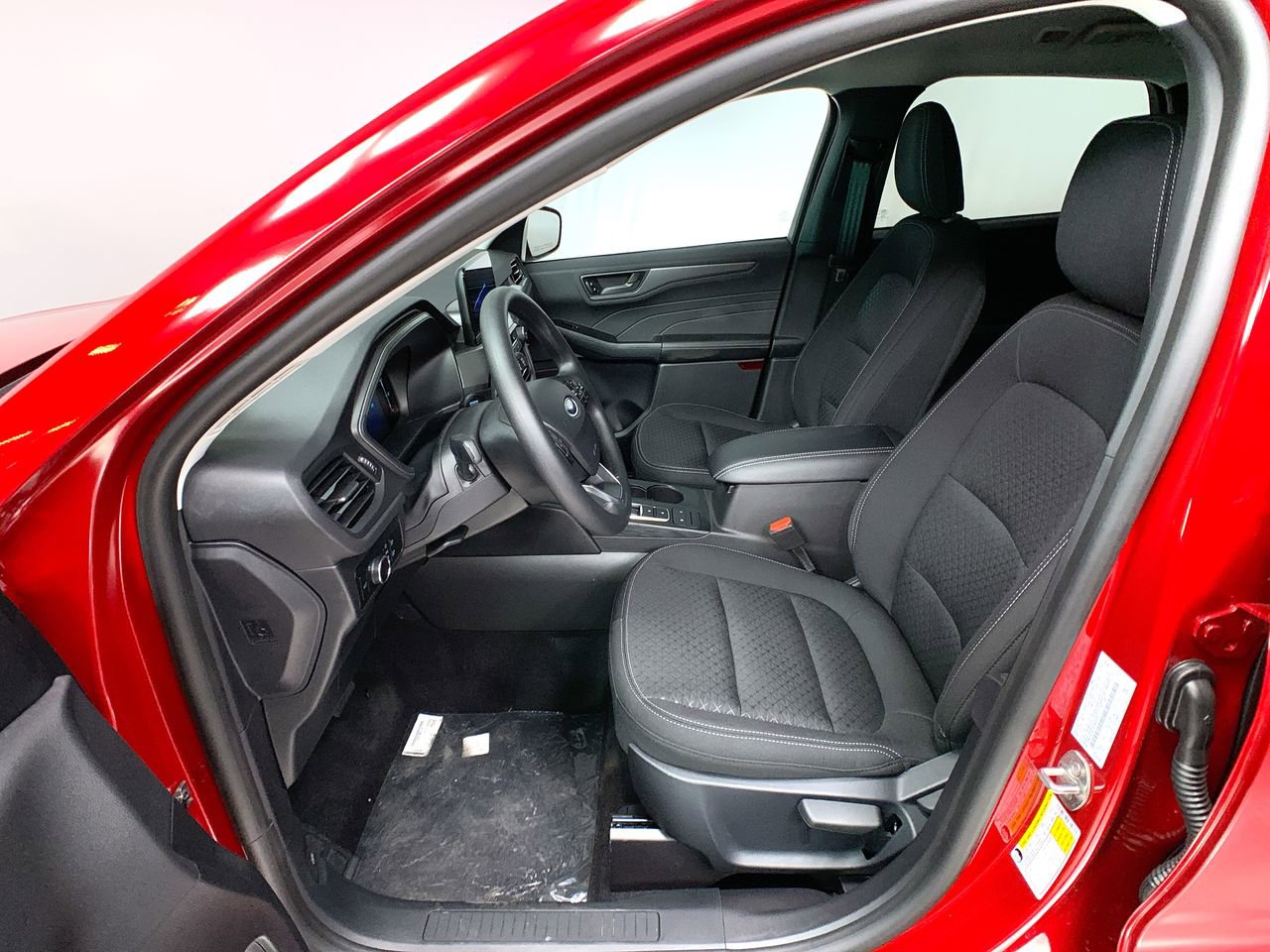 Used 2025 Ford Escape Active image 16