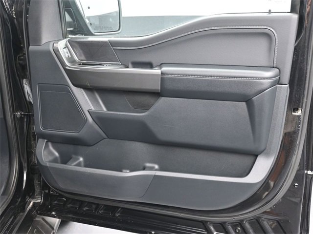 Used 2022 Ford F150 XLT w/ Equipment Group 302A High image 11