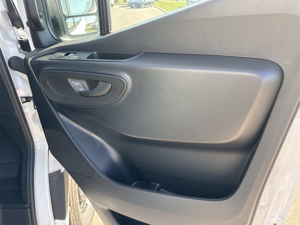 New 2025 Mercedes-Benz Sprinter 2500 image 11