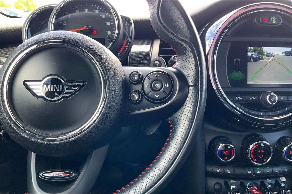 Used 2019 MINI Cooper S w/ Signature Upholstery Package FWD image 18