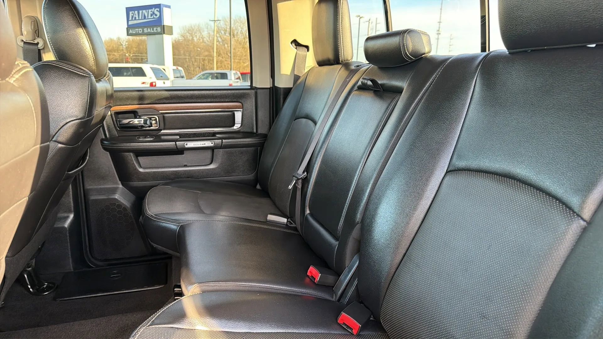 Used 2016 RAM 3500 Laramie image 43