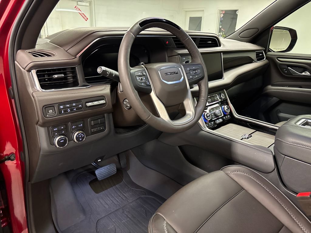 Certified 2024 GMC Yukon Denali w/ Advanced Technology Package AWD/4WD image 27