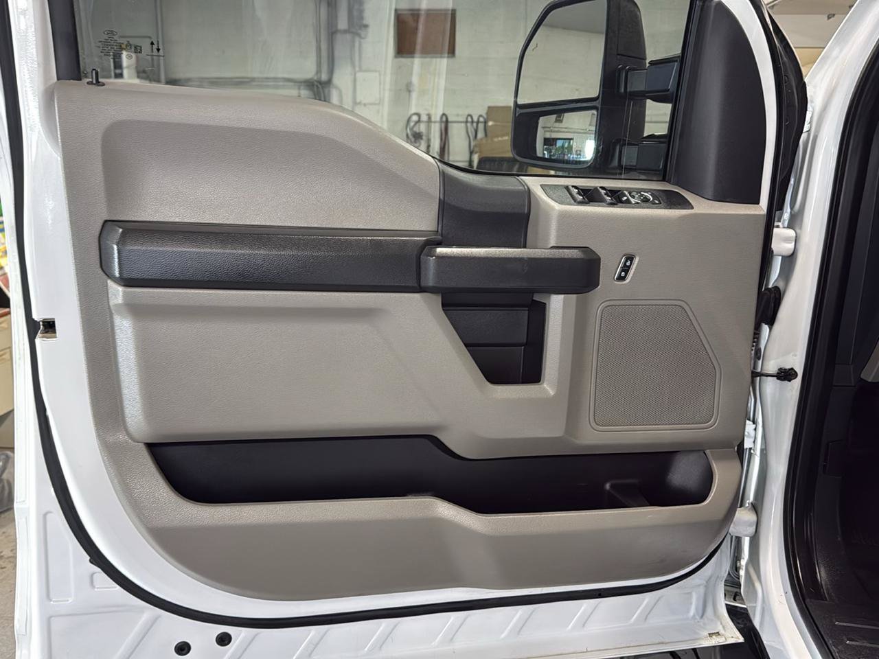 Used 2022 Ford F350 XL w/ STX Appearance Package AWD/4WD image 28