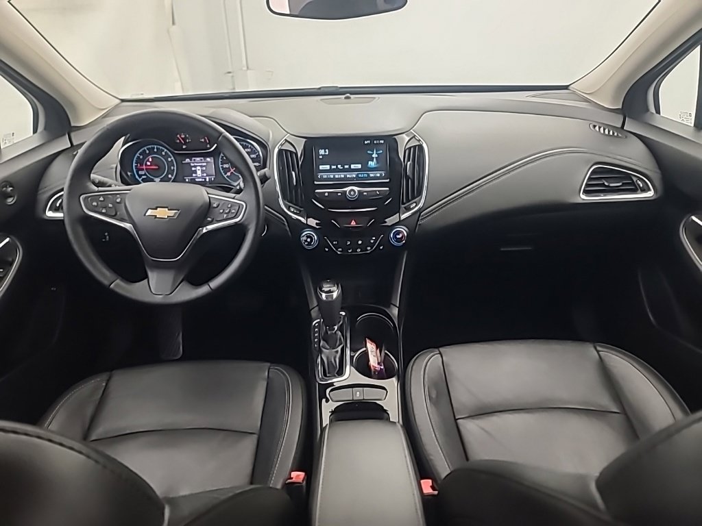 Used 2017 Chevrolet Cruze Premier FWD image 21