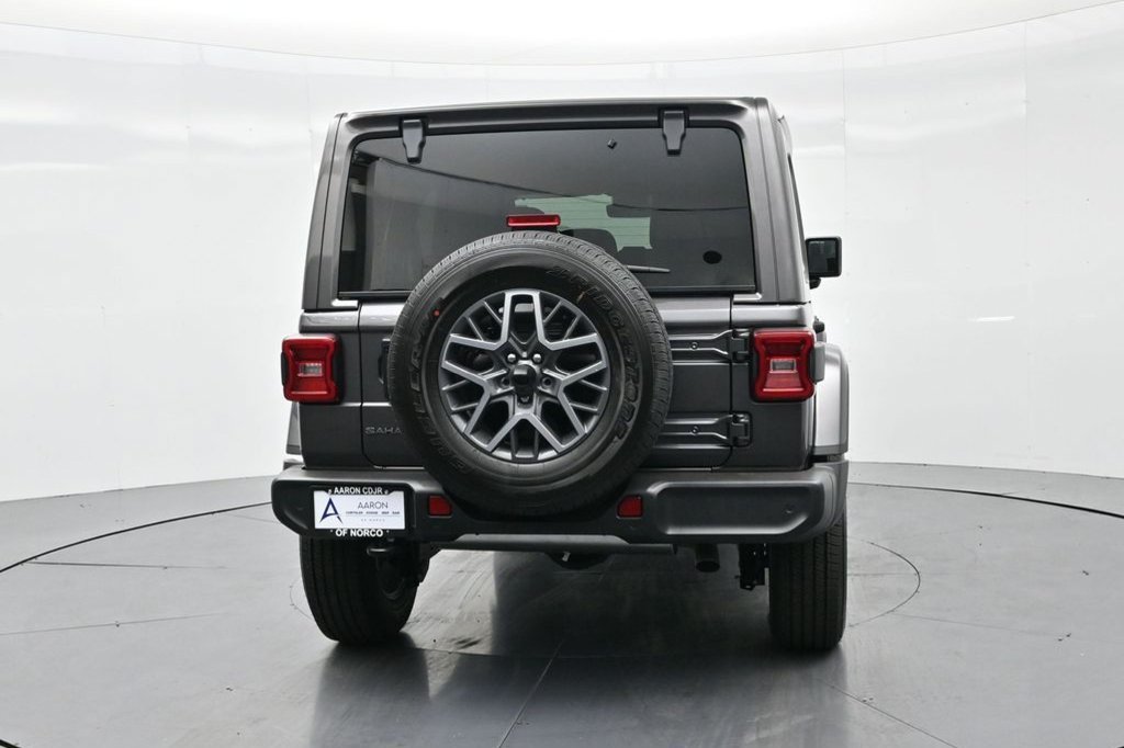 New 2025 Jeep Wrangler Unlimited Sahara w/ Safety Group AWD/4WD image 5