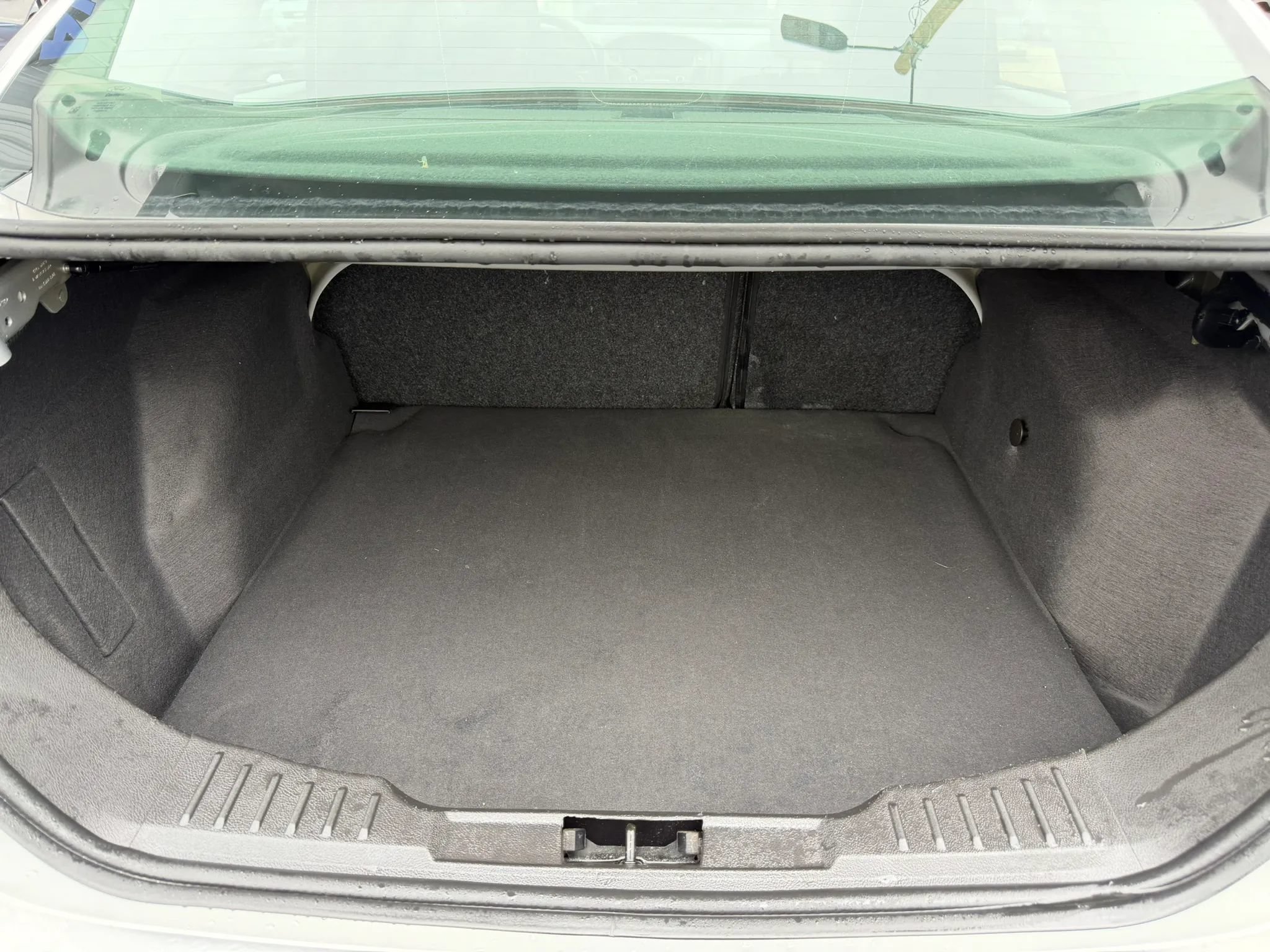 Used 2017 Ford Focus SE FWD image 16