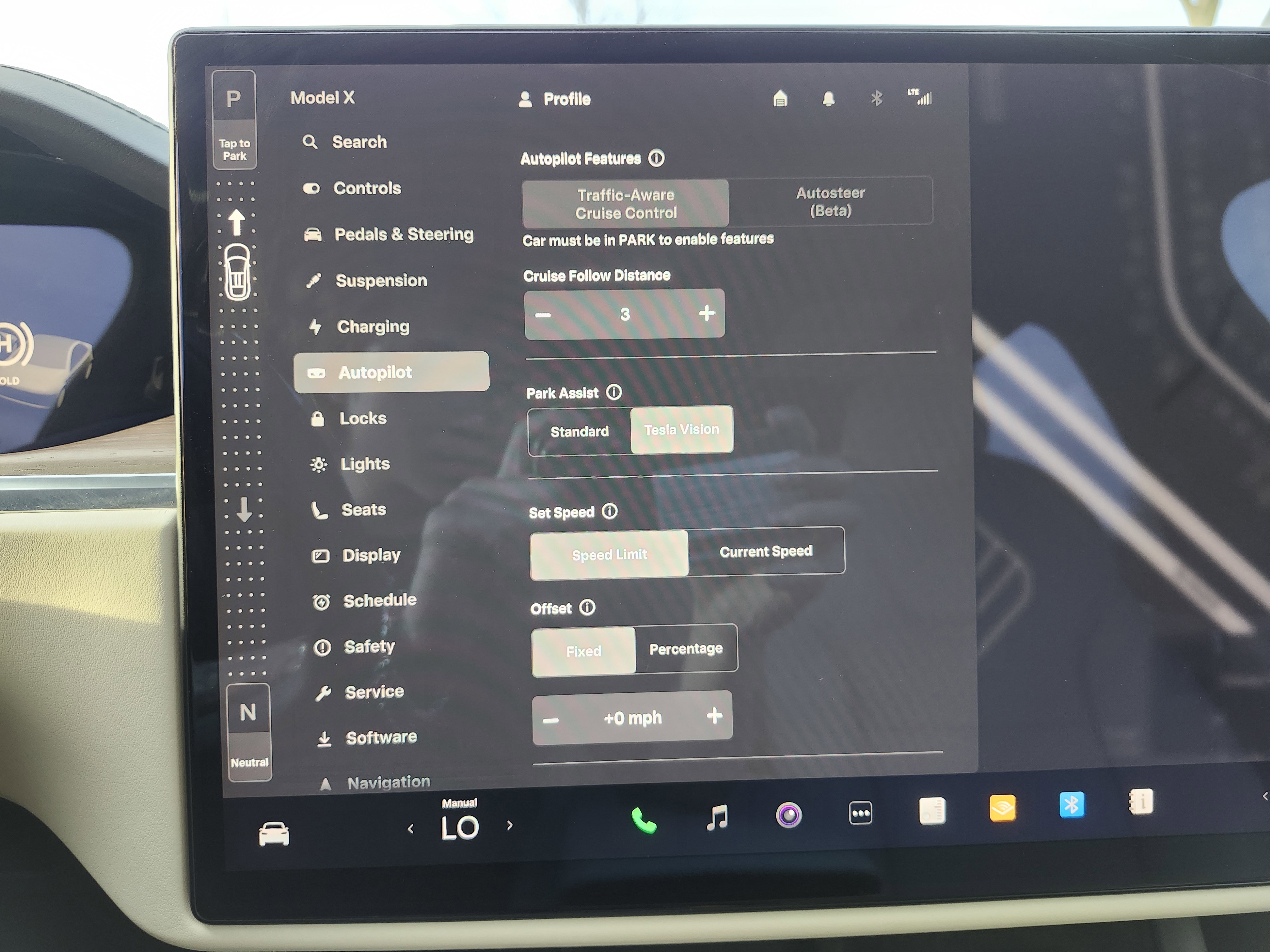Used 2023 Tesla Model X image 30