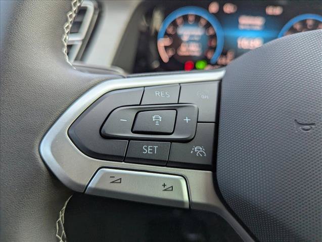 New 2026 Volkswagen Atlas Cross Sport SE FWD image 13