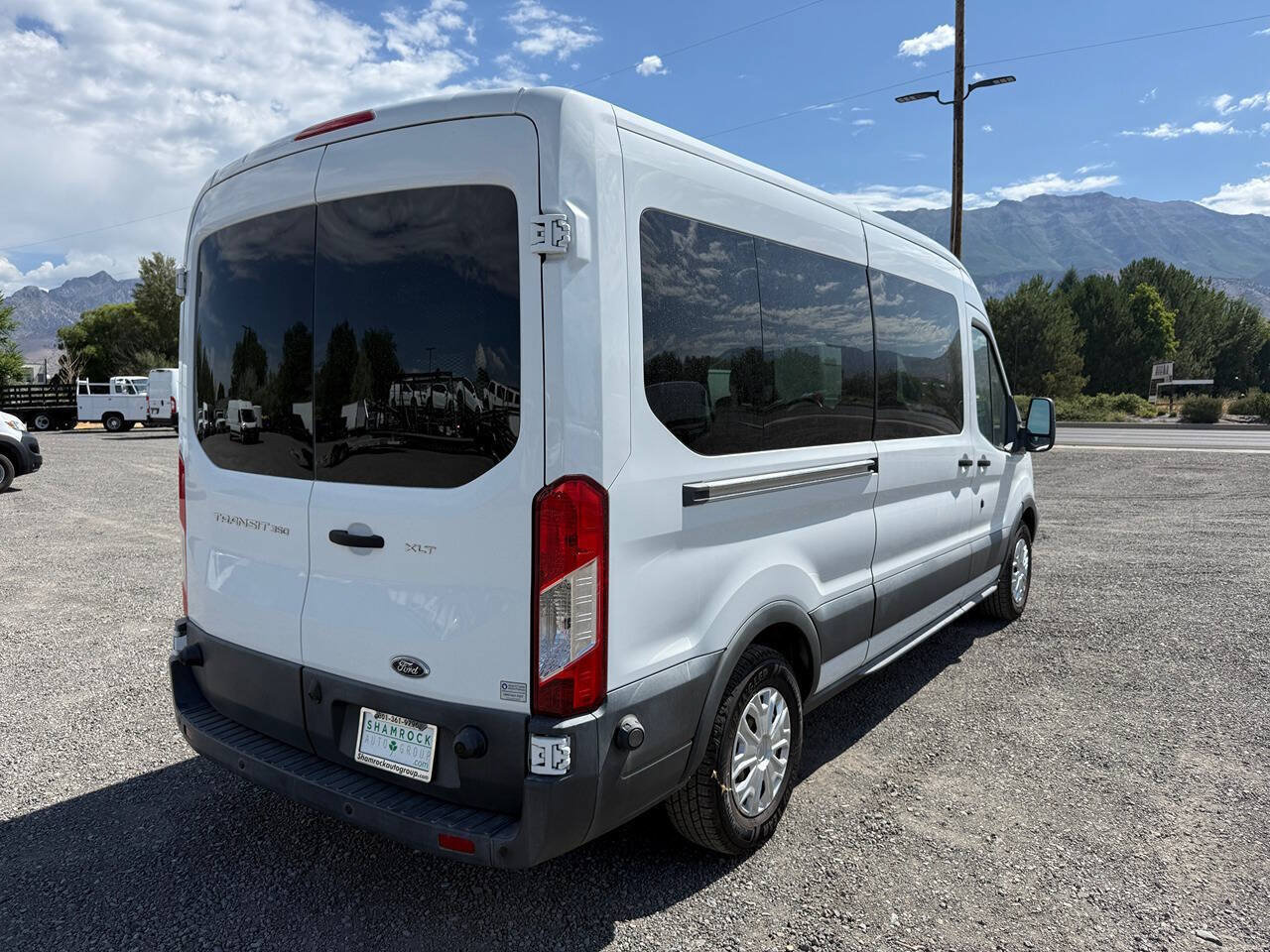 Used 2016 Ford Transit 350 XLT RWD image 3