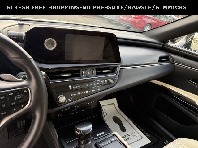 Used 2022 Lexus ES 350 w/ Premium Package image 21