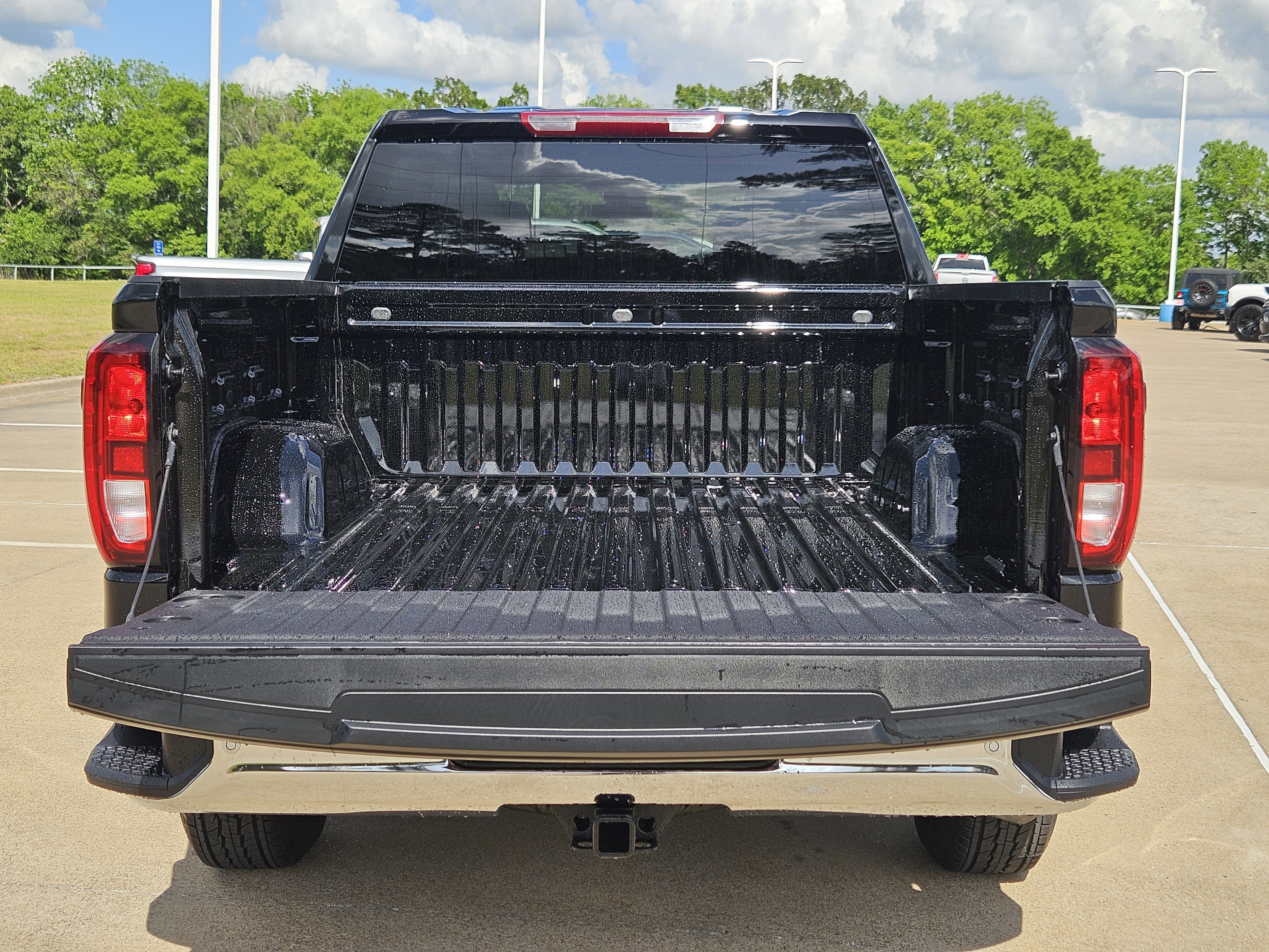 New 2026 GMC Sierra 1500 Pro w/ Pro Value Package AWD/4WD image 7
