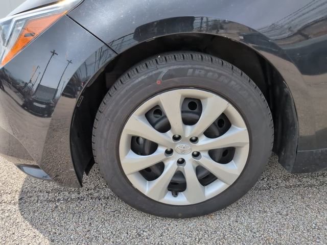 Used 2024 Toyota Corolla LE image 9
