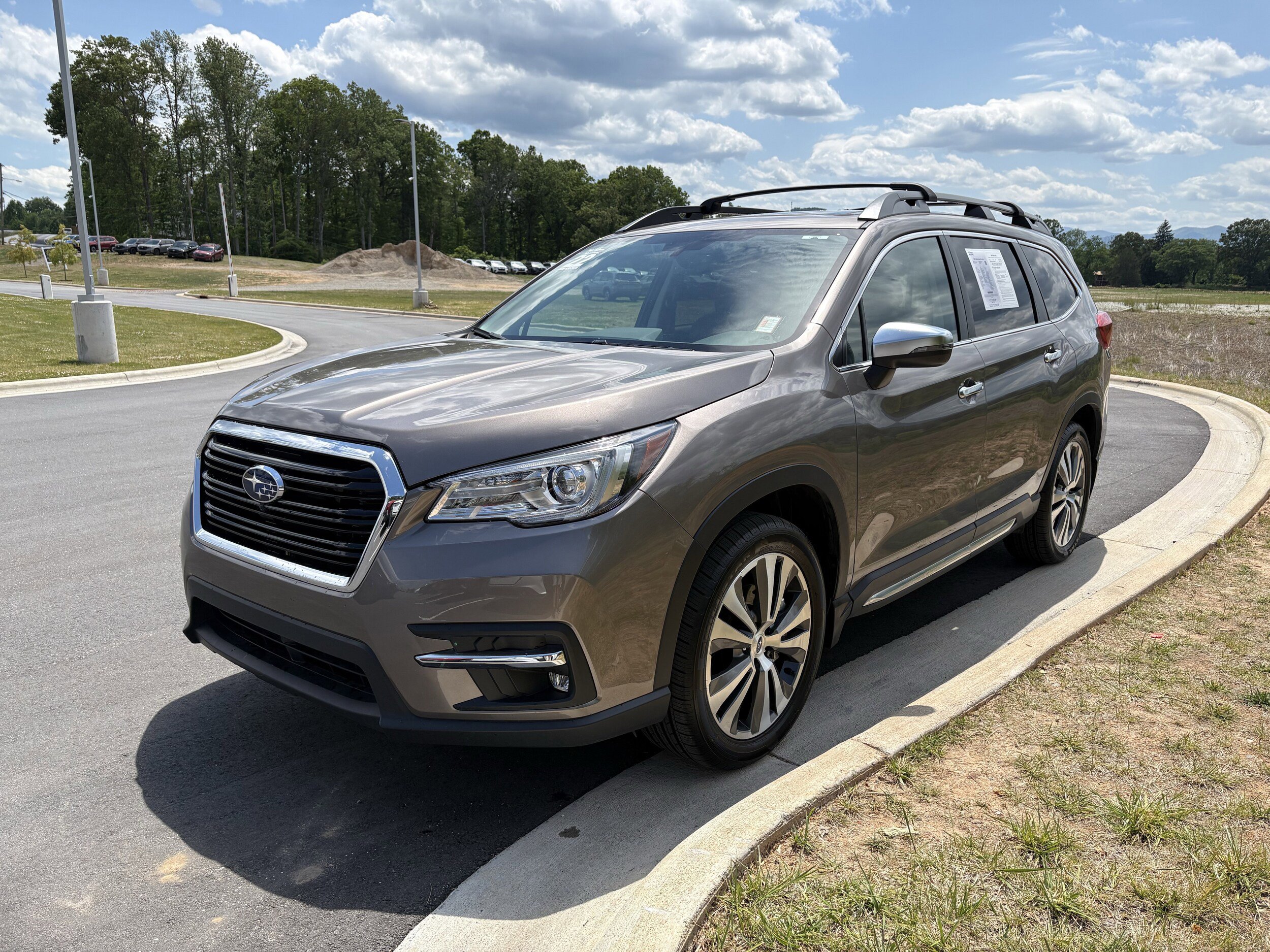 Used 2022 Subaru Ascent Touring w/ Popular Package #2A AWD/4WD image 3