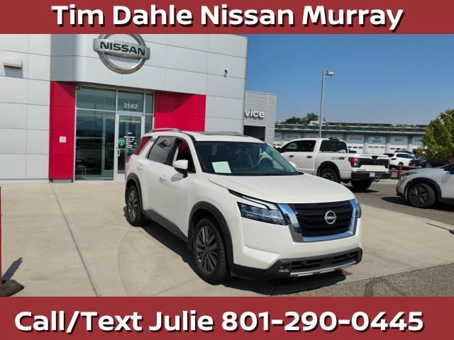 Used 2023 Nissan Pathfinder SL AWD/4WD image 4