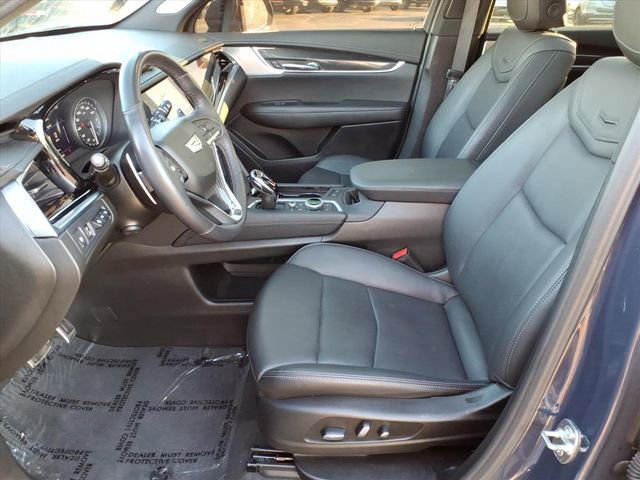 Certified 2024 Cadillac XT6 Sport w/ Technology Package AWD/4WD image 5