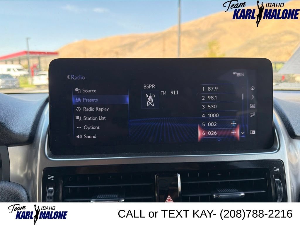 Used 2023 Lexus GX 460 Premium w/ Accessory Package AWD/4WD image 42
