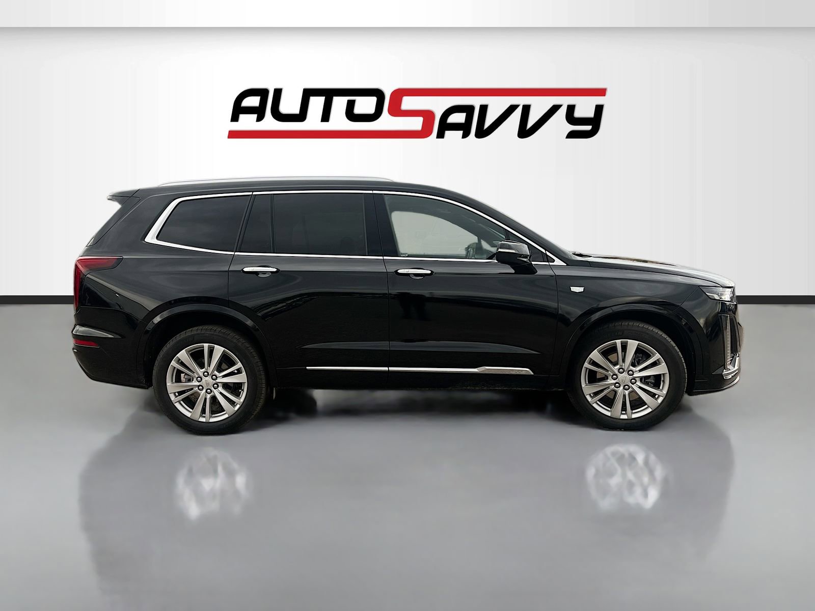 Used 2024 Cadillac XT6 Premium Luxury image 8