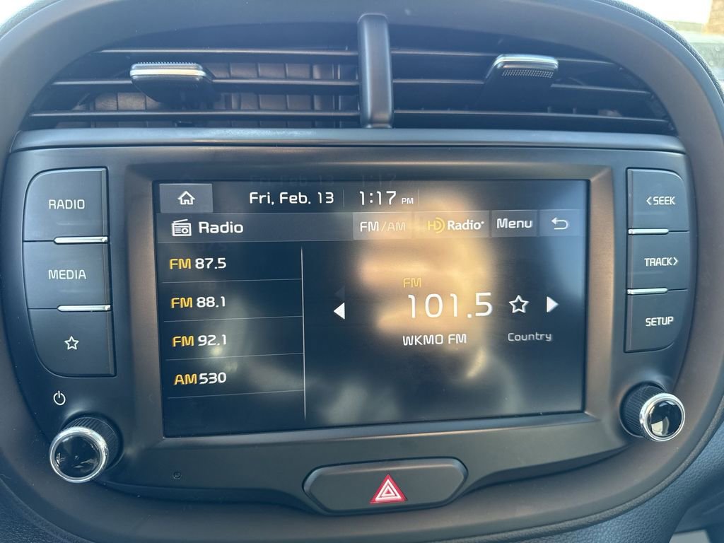 Used 2022 Kia Soul LX w/ Technology Package FWD image 16