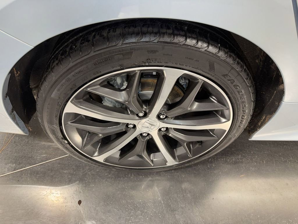 Used 2023 Honda Civic Touring image 14