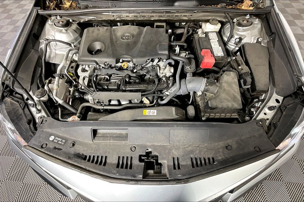 Used 2022 Toyota Camry SE image 13