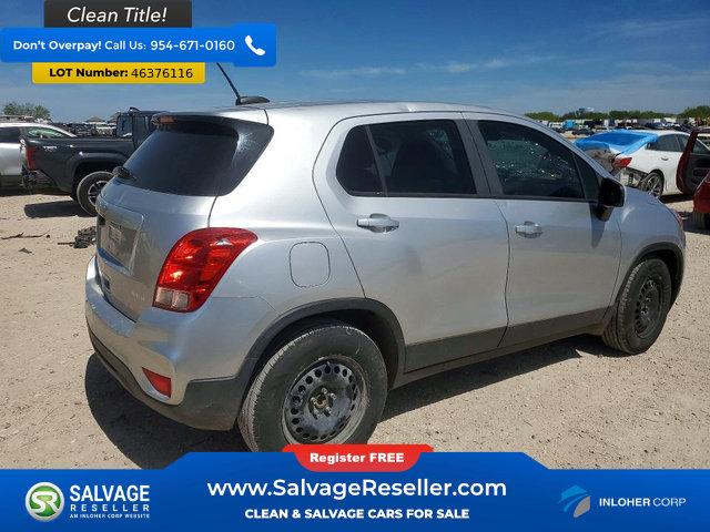 Used 2018 Chevrolet Trax LS FWD image 4