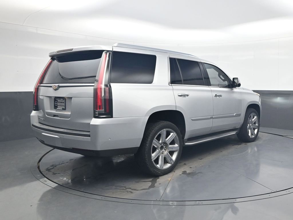 Used 2019 Cadillac Escalade Luxury image 11