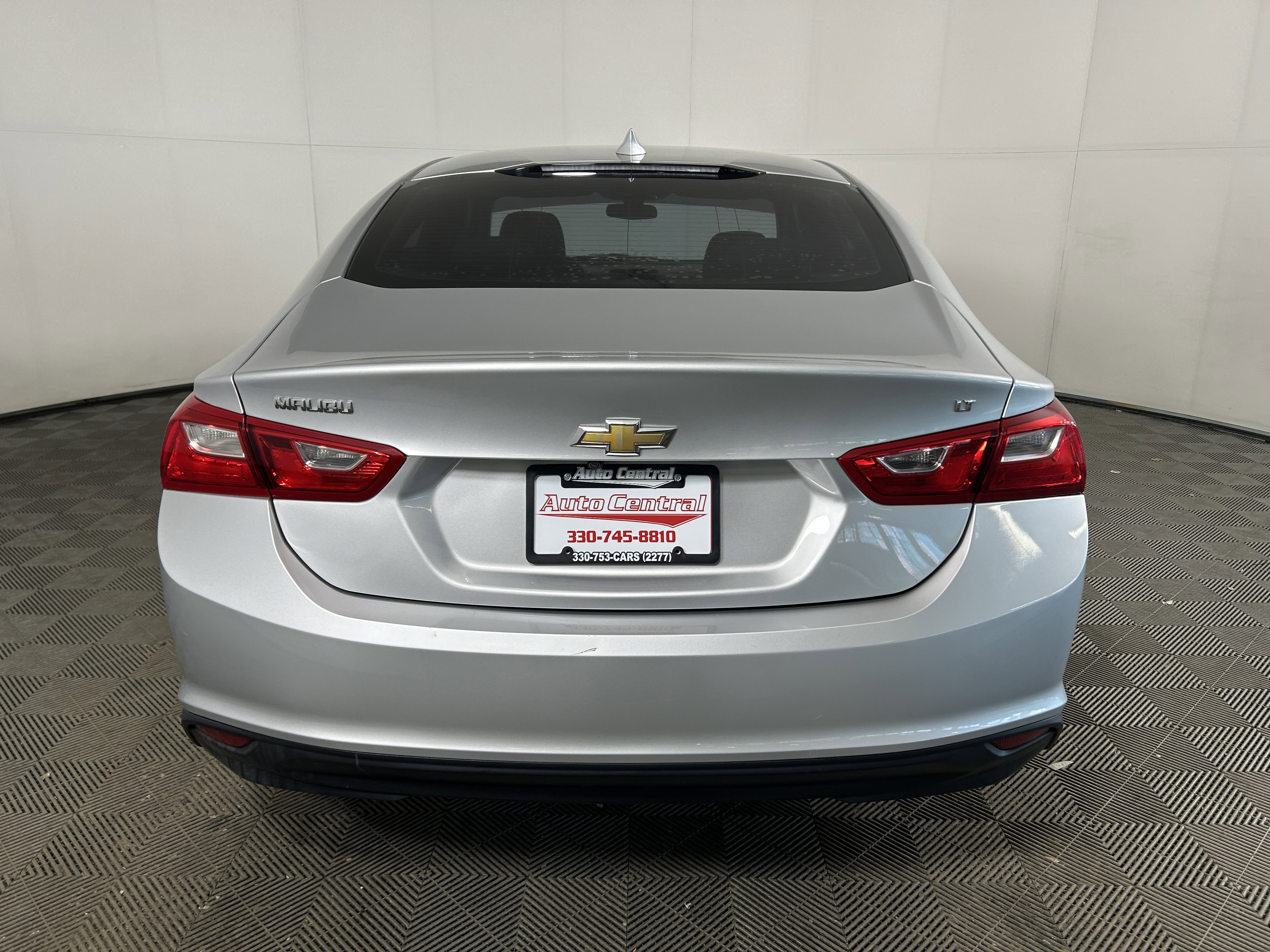 Used 2018 Chevrolet Malibu LT image 7