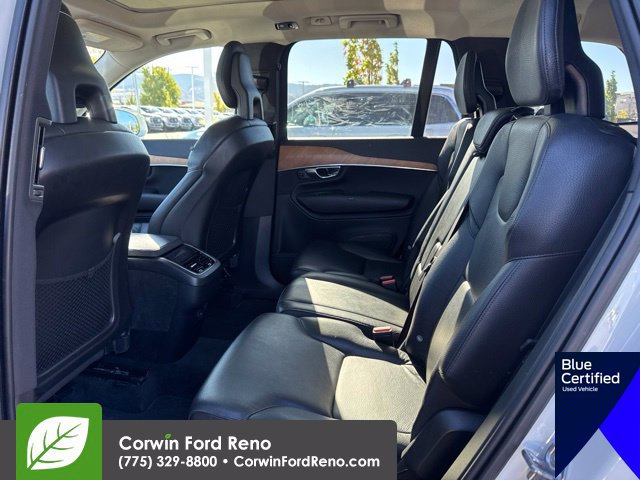 Used 2021 Volvo XC90 T6 Momentum AWD/4WD image 11