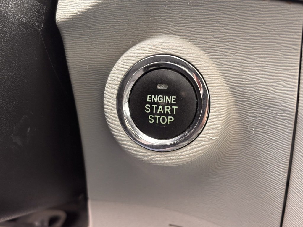 Used 2013 Toyota Venza XLE image 5