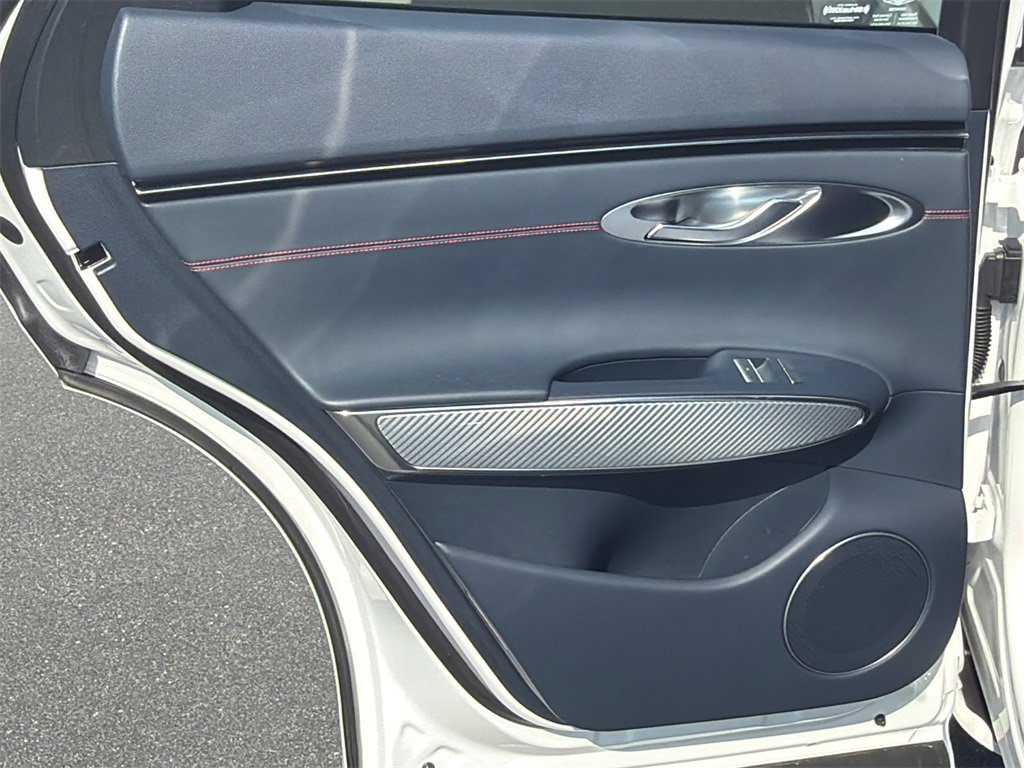 Used 2022 Genesis GV70 3.5T Sport image 21