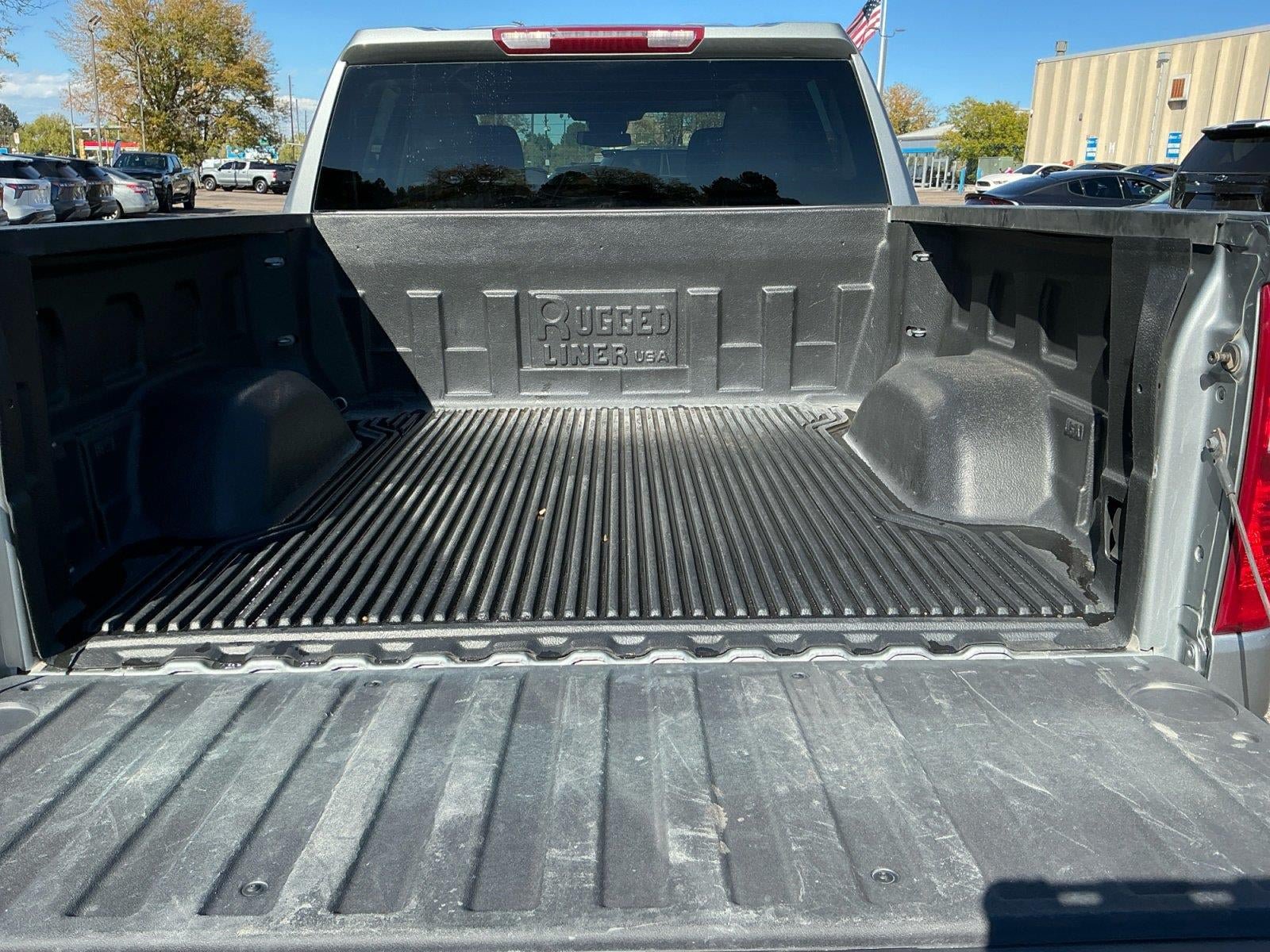 Used 2025 Chevrolet Silverado 1500 LT AWD/4WD image 17