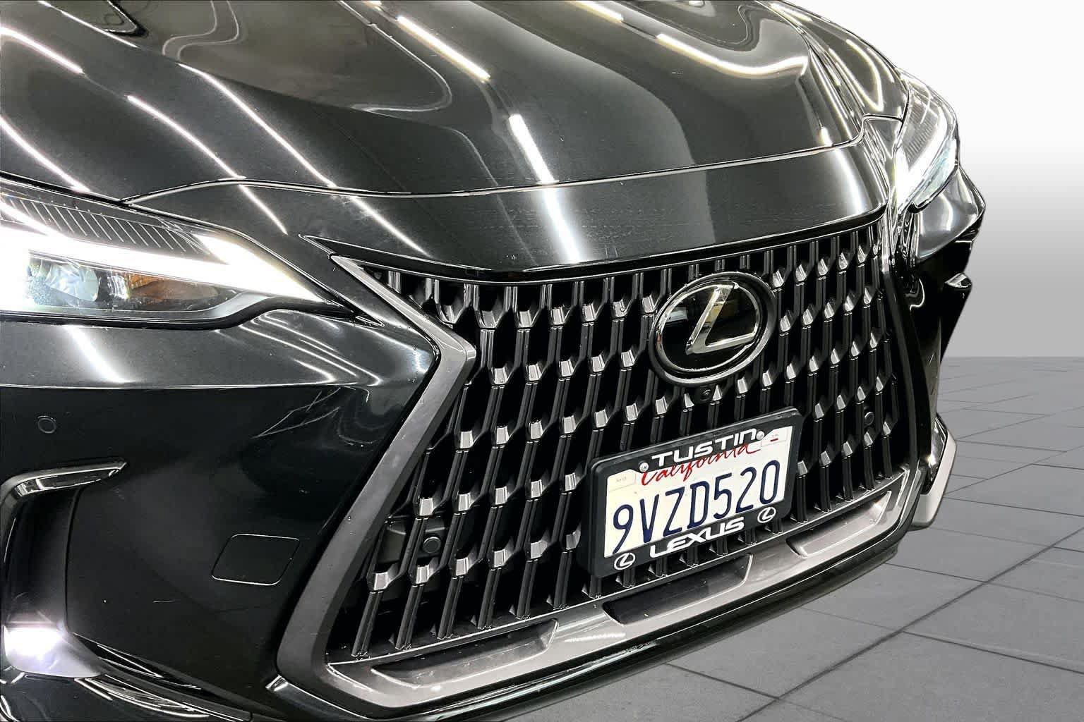 Used 2026 Lexus NX 350h AWD w/ Accessory Package (2T) image 30