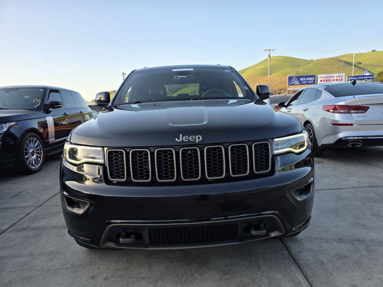 Used 2016 Jeep Grand Cherokee Limited 75th Anniversary image 2