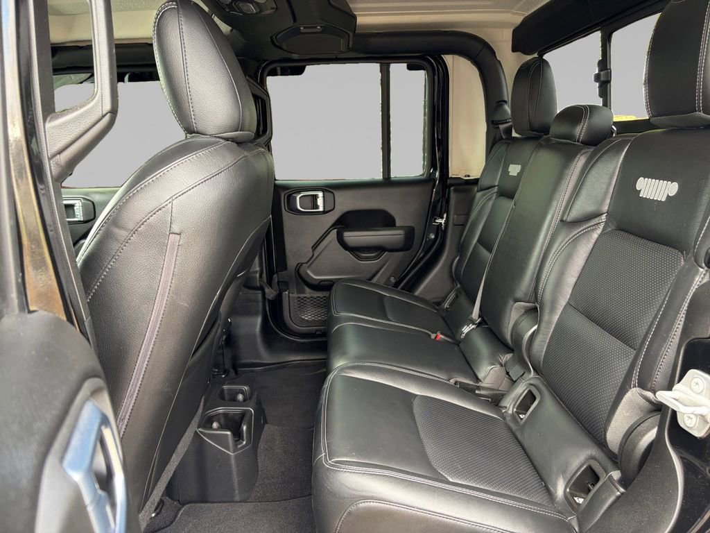 Used 2022 Jeep Gladiator Sport image 15
