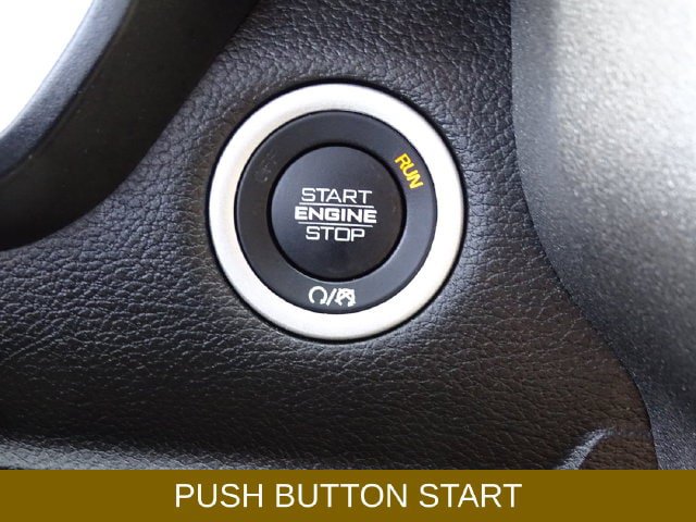 Used 2025 RAM 1500 Warlock AWD/4WD image 8