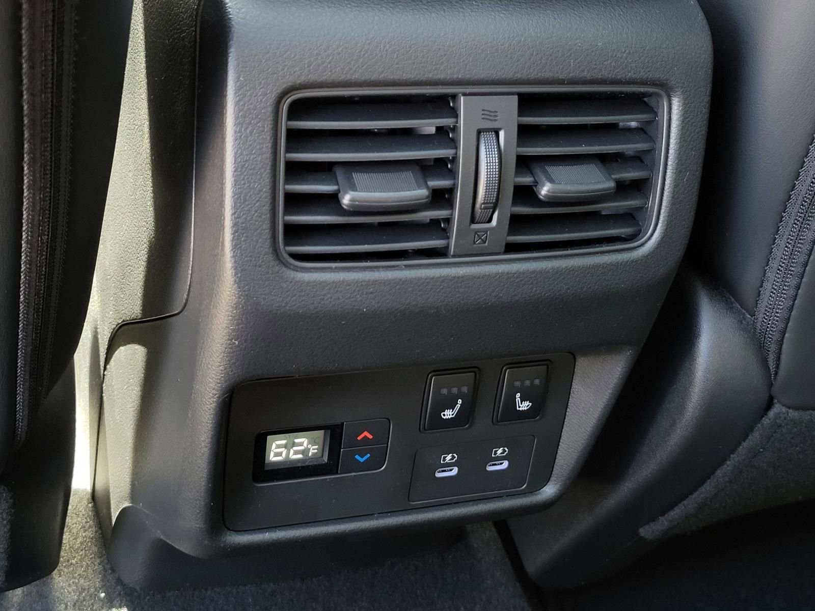 New 2026 Nissan Rogue Platinum image 19