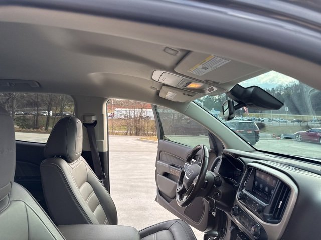 Used 2022 GMC Canyon Denali image 38