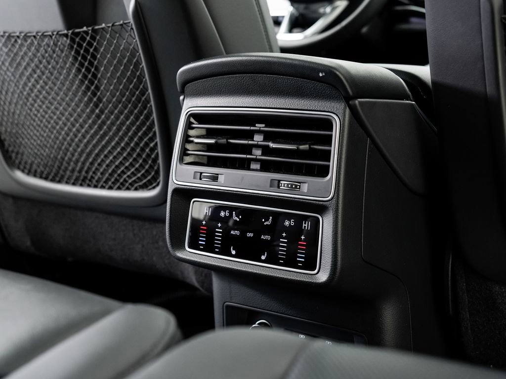 Used 2023 Audi Q7 3.0T Prestige w/ Prestige Package image 22